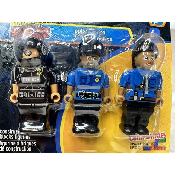 Make-It Blocks Figures MEDICAL POLICE FORCE FIREFIGHTER MILITARY 4 pks/12 pcs‎ - Picture 3 of 12